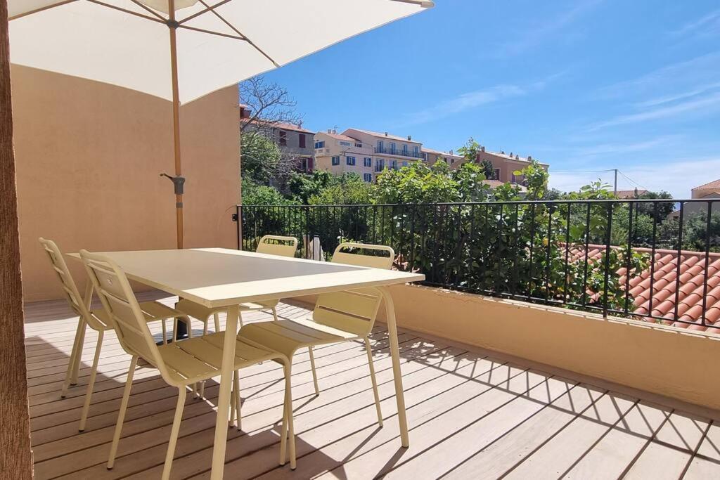 Appartement Au Centre Du Village Cargèse Dış mekan fotoğraf
